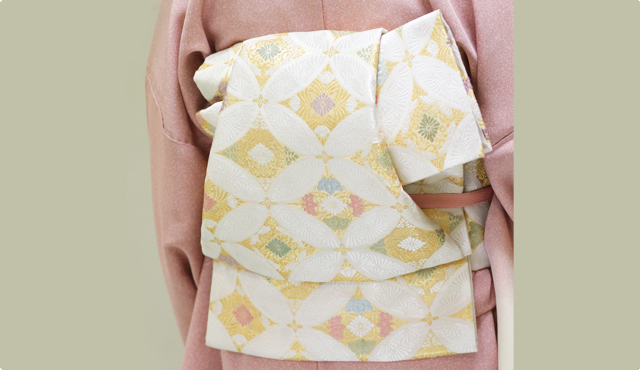 京都きもの 亀や　佐賀県伊万里市の呉服屋「京都きもの 亀や」成人式の振袖